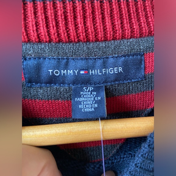 Tommy Hilfiger navy knit crewneck sweater NWT - Picture 3 of 6